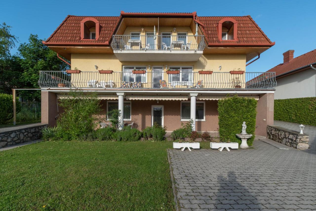 Ferienwohnung Lena Apartman Hévíz Exterior foto